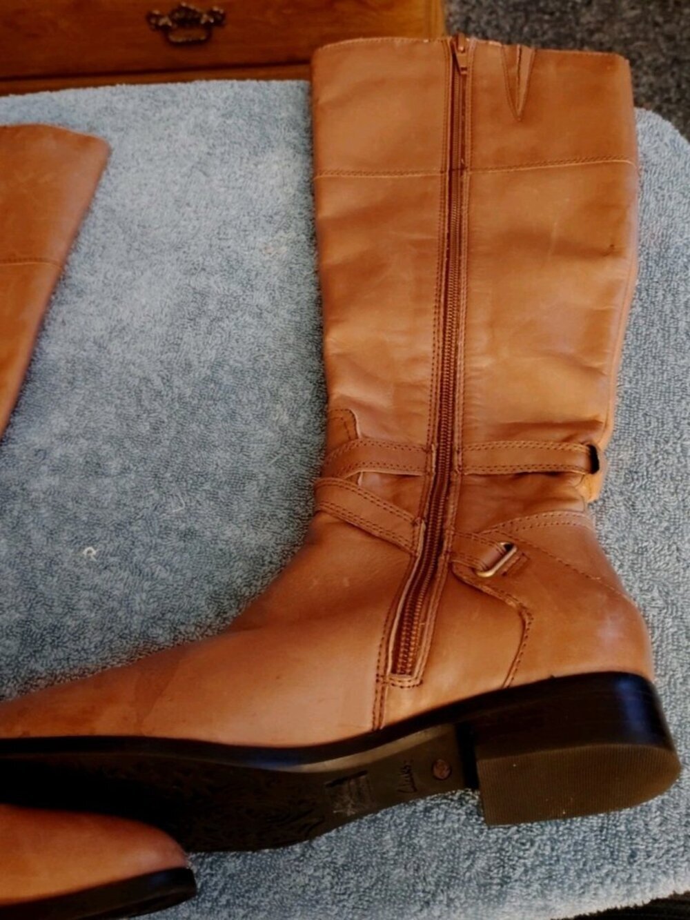 Clarks Riding Tall Boots Womens Size 6.5 M Brown Leather Zip Buckles - Picture 6 of 12